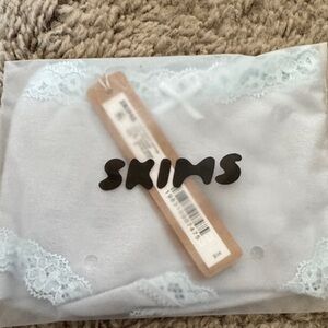 SKIMS White Lingerie with Lace Detail
